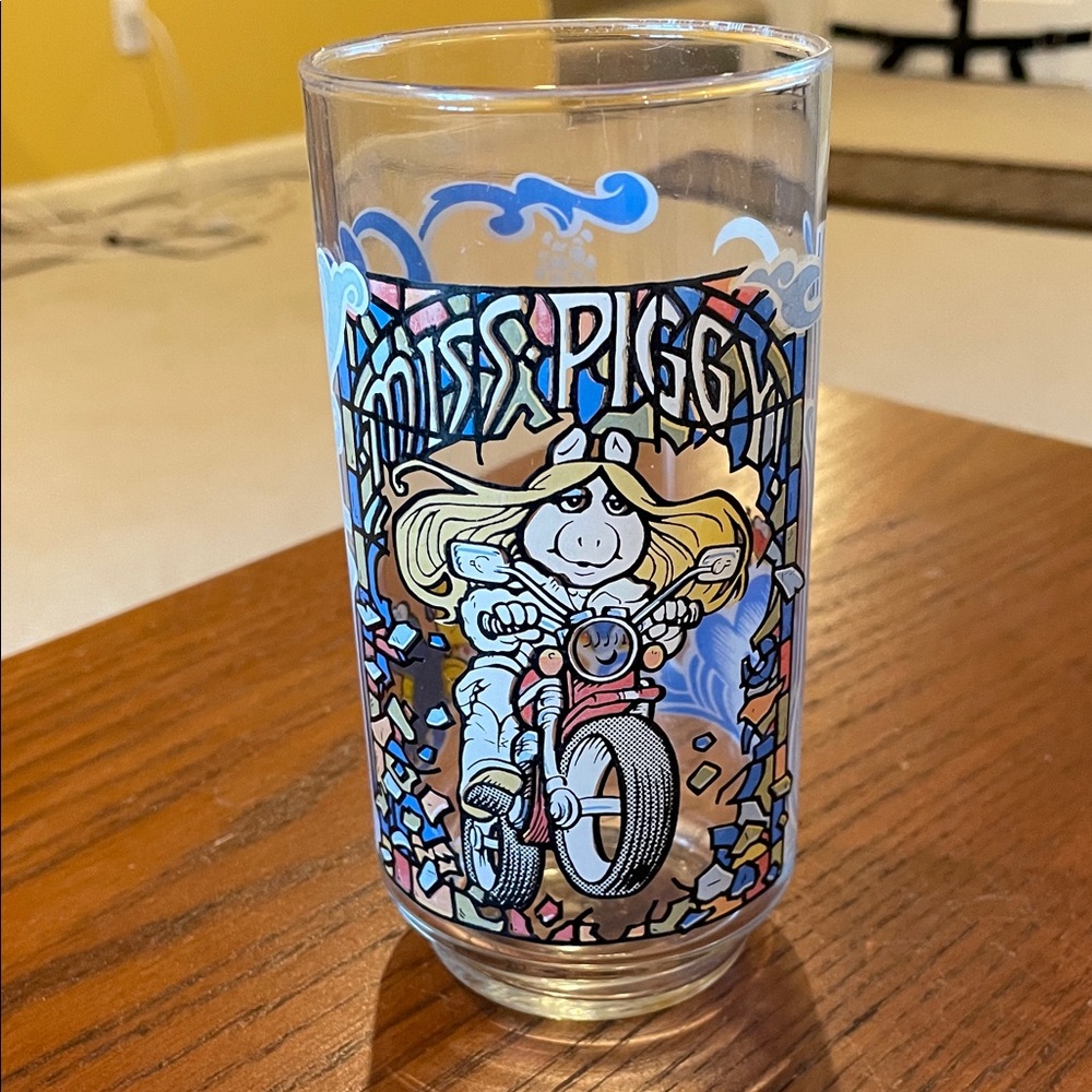 Vintage McDonald’s The Great Muppet Caper Glass Tumbler